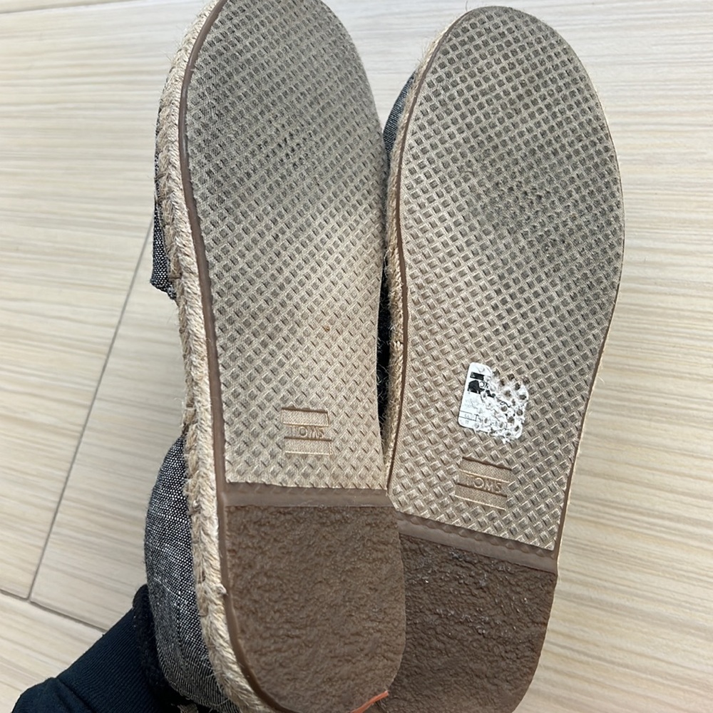 TOMS espadrille ankle lace-up Sandal size 11 - worn twice! - Picture 4 of 4